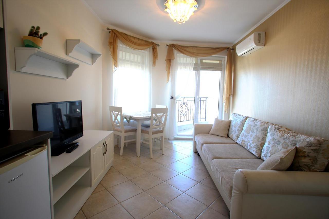 Villa Livia Boutique Apartments Ravda Exteriér fotografie