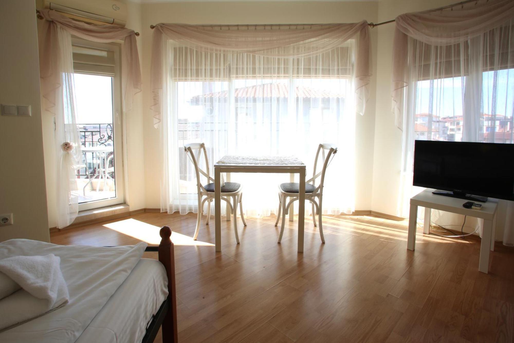 Villa Livia Boutique Apartments Ravda Exteriér fotografie