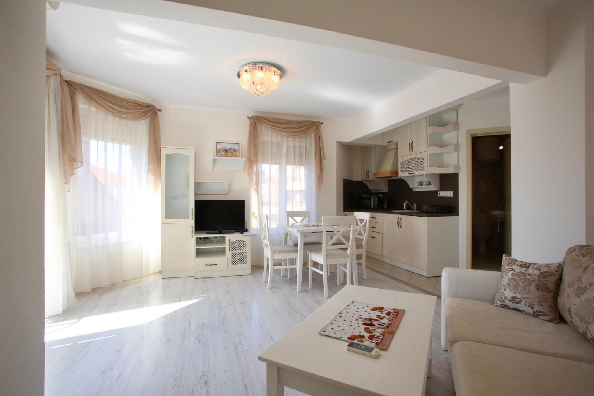 Villa Livia Boutique Apartments Ravda Exteriér fotografie